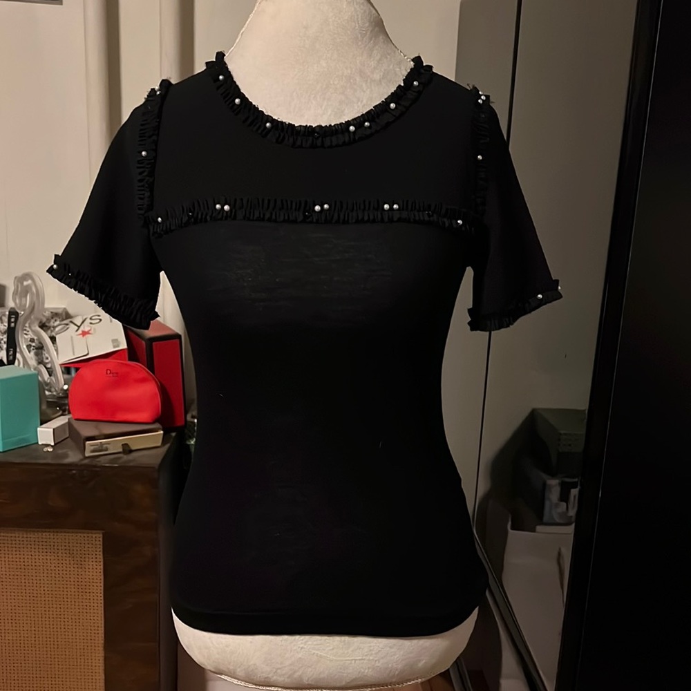 🆑FINAL PRICE‼️ Zara size small stretchy black blouse/tee